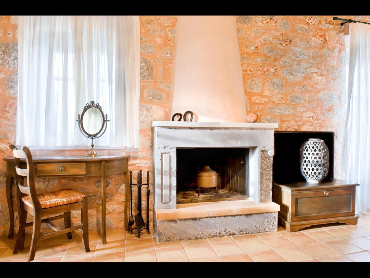 Pandora Aparthotel Pyrgos Dirou Bilik gambar